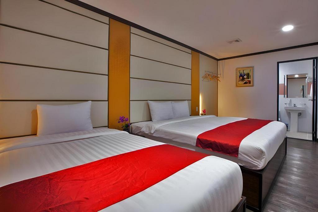 Horizon Hotel Olongapo Bagian luar foto